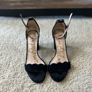 Sam Edelman Scallop Trim Black Medium Height Heels w Gold Embellishments